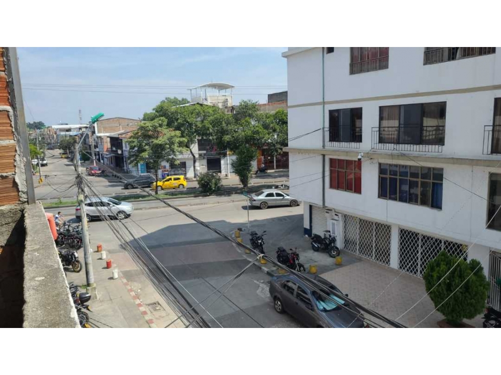 VENTA CASA 2 PISOS ATANASIO GIRARDOT CALI — foto 2