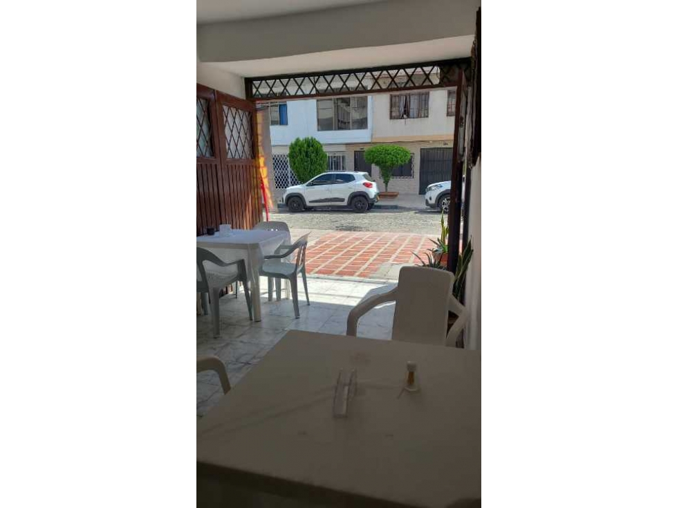 VENTA CASA 2 PISOS ATANASIO GIRARDOT CALI — foto 6