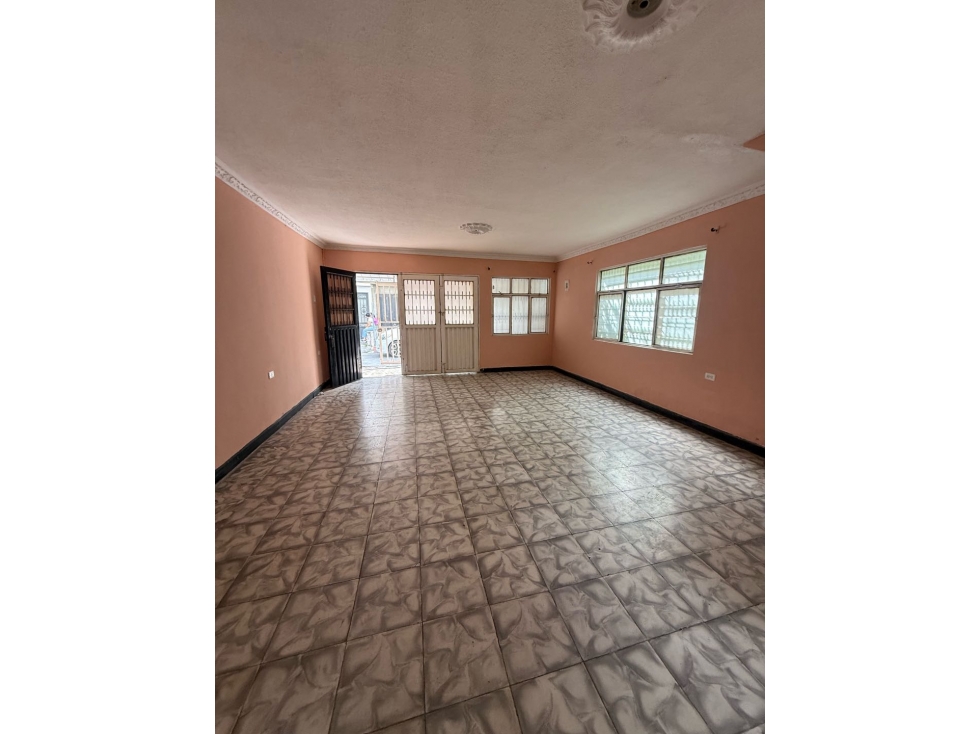 VENDO CASA DE 2 PLANTAS B/EL JARDIN PALMIRA VALLE — foto 4