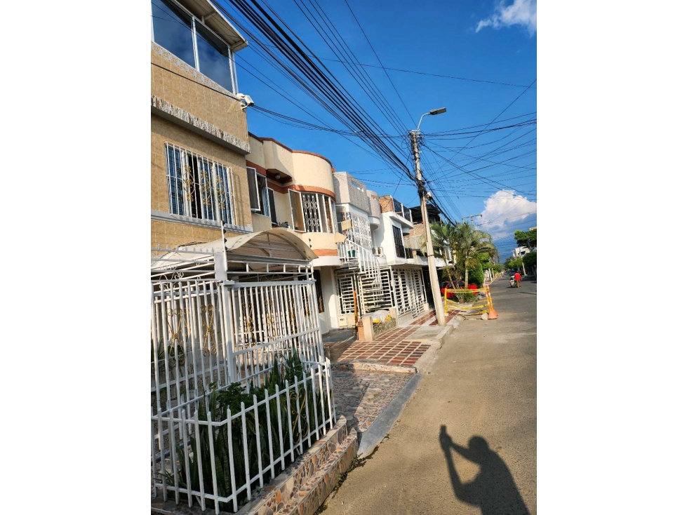 VENDO CASA DE 3P UNIFAMILIAR EN LAS AMÉRICAS PALMIRA(M&G)CW8185620 — foto 2