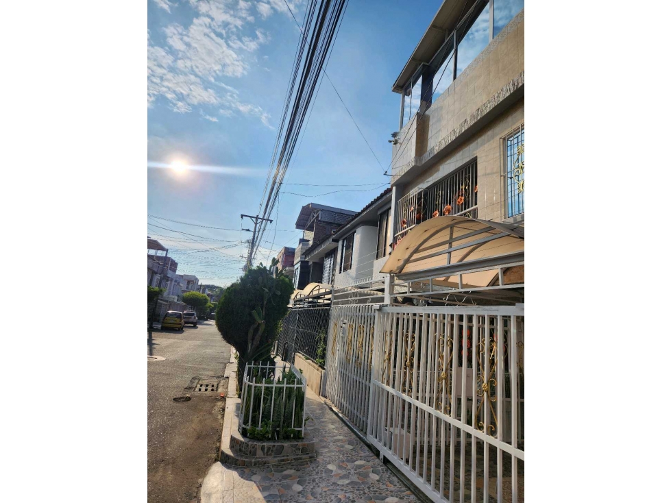 VENDO CASA DE 3P UNIFAMILIAR EN LAS AMÉRICAS PALMIRA(M&G)CW8185620 — foto 3