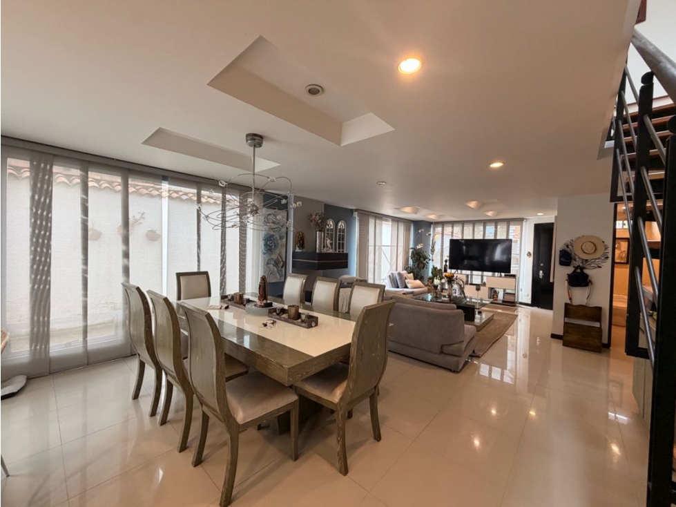 Oportunidad¡ Vendo casa de dos niveles en conjunto en cajica — foto 2