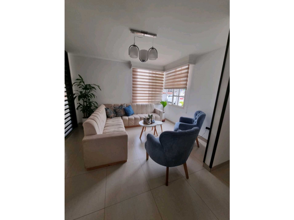 VENDO CASA DE DOS PLANTAS Y 5 HABITACIONES EN BIOMA CALARCA. — foto 4