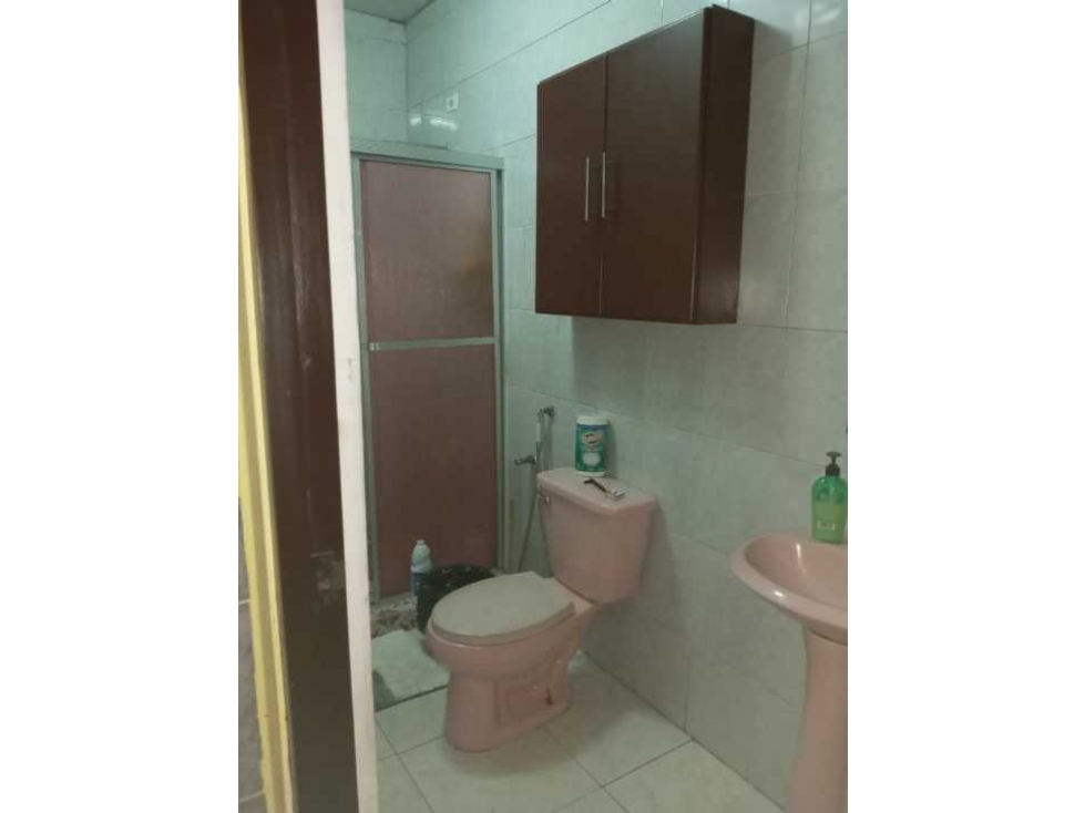 VENDO CASA DE SEGUNDA EN OPTIMAS CONDICIONES ALGARROBOS - 4