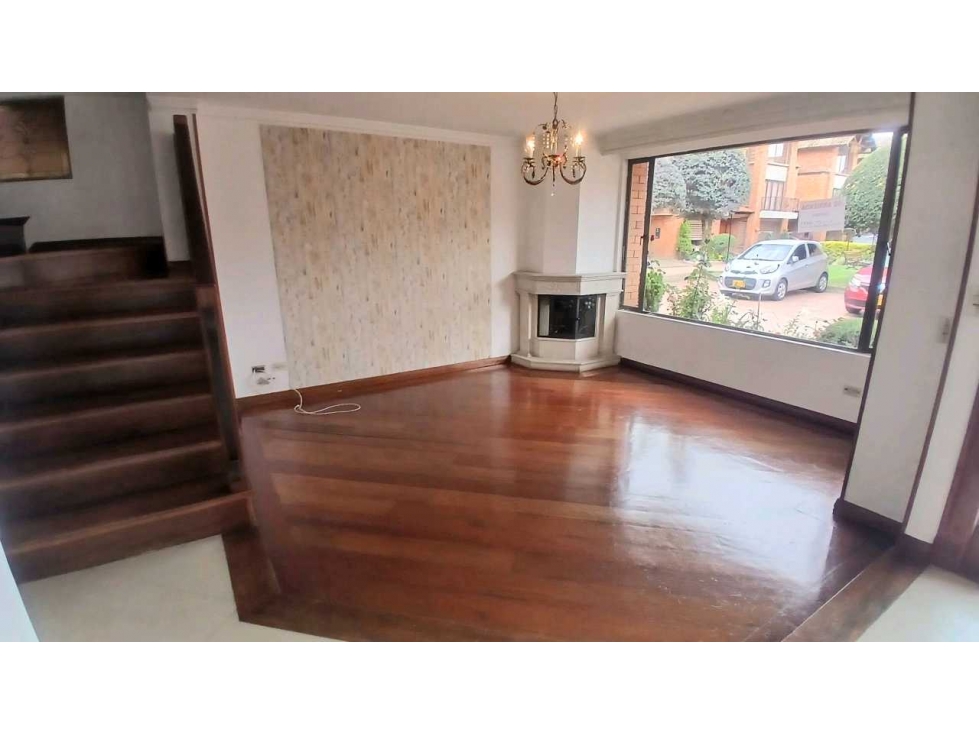 VENDO CASA DE TRES NIVELES EN CHIA. — foto 2