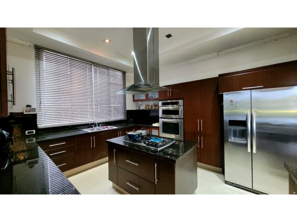 Vendo casa en ciudad jardin de un solo piso — foto 3