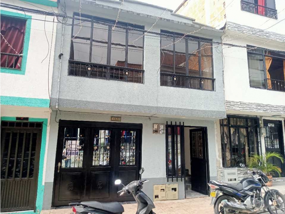 VENDO CASA DOS PISOS INDEPENDIENTES EN SAMARIA 1 PEREIRA