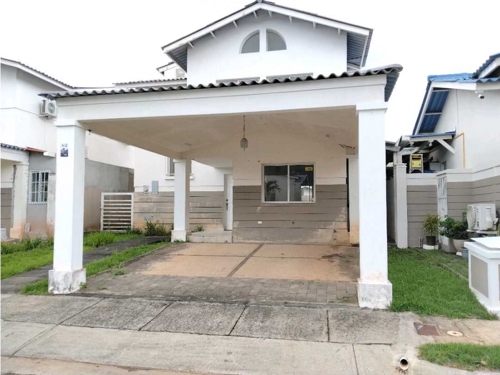 VENDO CASA DUPLEX EN ARRAIJAN PLAYA DORADA PH LAS OLAS 3R