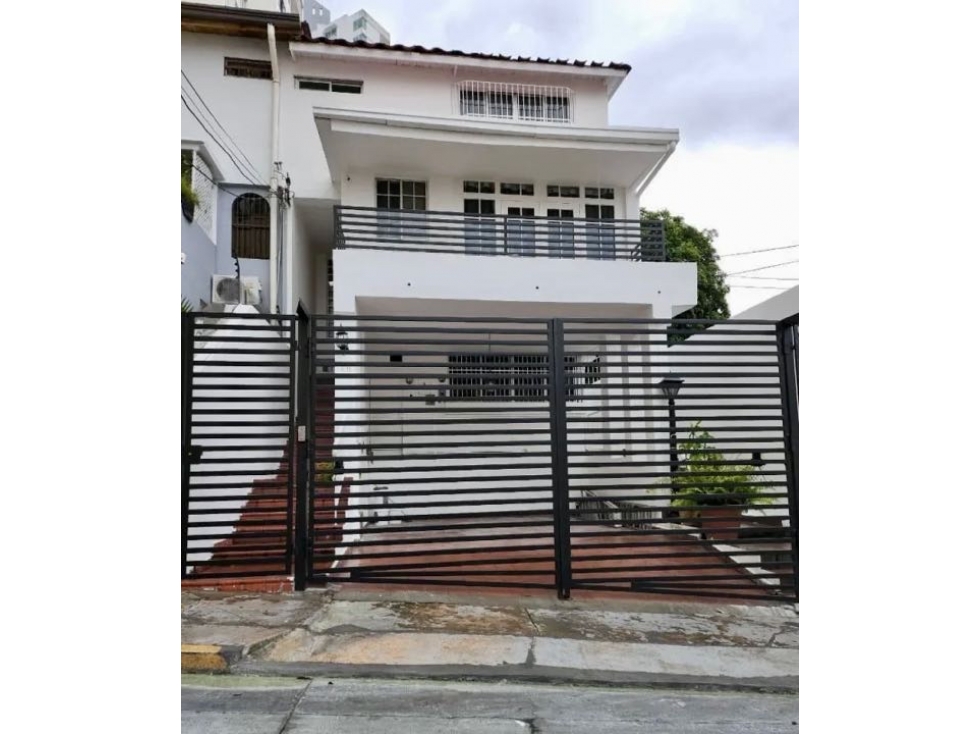 VENDO CASA DUPLEX EN HATO PINTADO