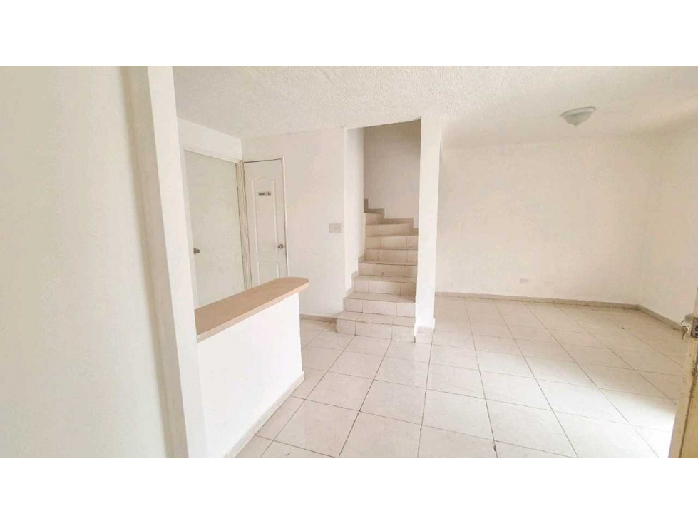 ALQUILO o VENDO CASA DUPLEX EN PEDREGAL PH VILLAS DEL NARANJAL — foto 2