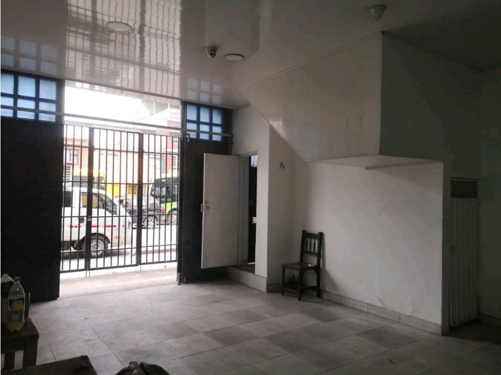 VENDO EDIFICIO COMERCIAL EN KENNEDY BOGOTA — foto 3