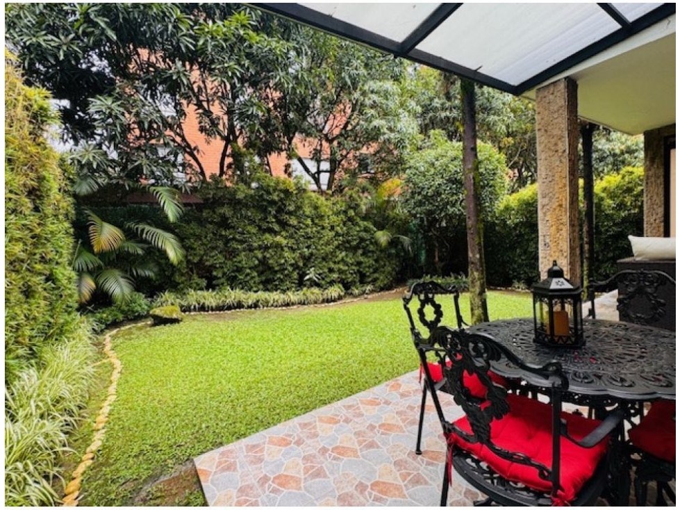 Vendo casa el poblado loma parra unidad cerrada. Medellin. — foto 2