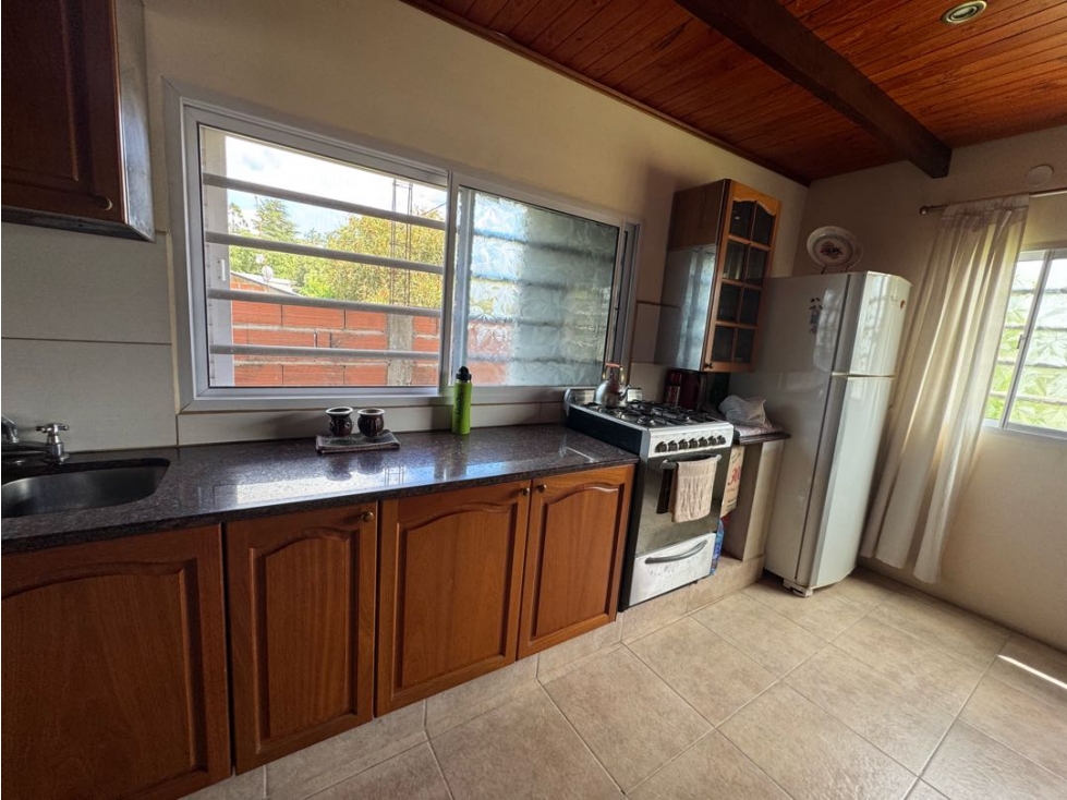 Vendo Casa en acceso a Concepción del Uruguay, Entre Ríos - 4