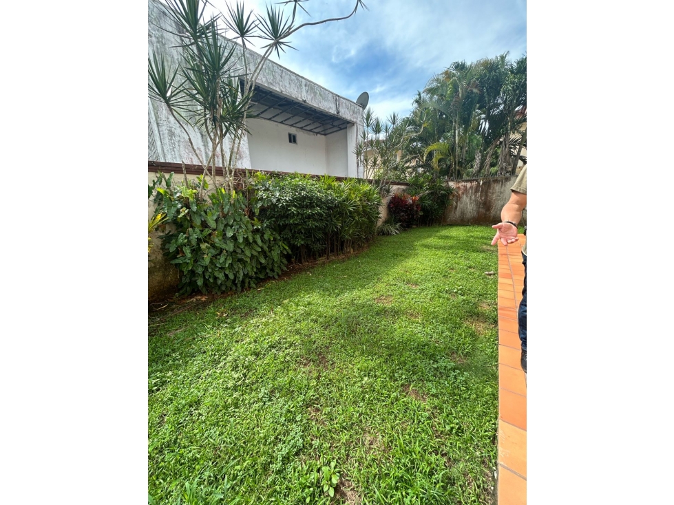 Vendo casa en Albrook *Llanos de Curundu — foto 2