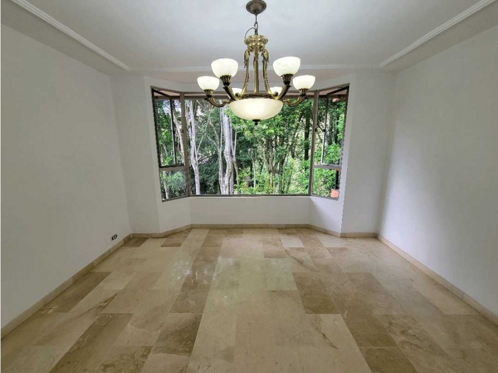 VENDO CASA EN ALTOS DEL POBLADO — foto 5