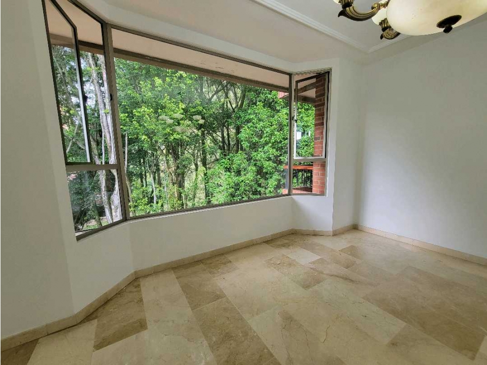 VENDO CASA EN ALTOS DEL POBLADO — foto 6