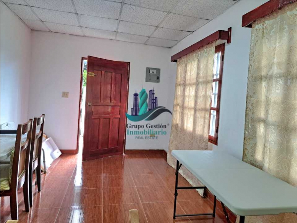 VENDO CASA EN AREA COMERCIAL VOLCAN - 6