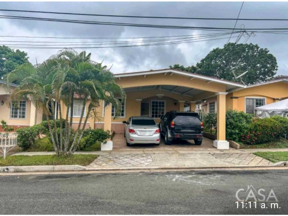 VENDO CASA EN ARRAIJAN VILLAS LAS PRADERAS