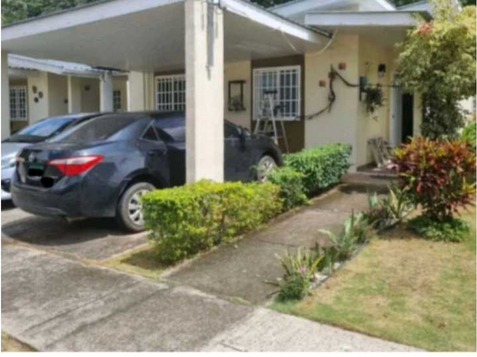 VENDO CASA EN ARRAIJAN VISTA ALEGRE PH PRIMAVERA PREMIUM