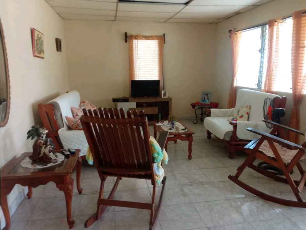 VENDO CASA EN ARRAIJAN VISTA ALEGRE 3R CASCO VIEJO