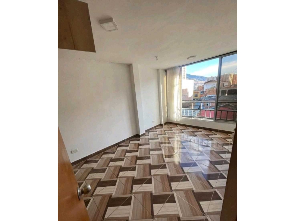 Vendo casa en Barrio Pérez de 80Mt2 con excelente ubicación.