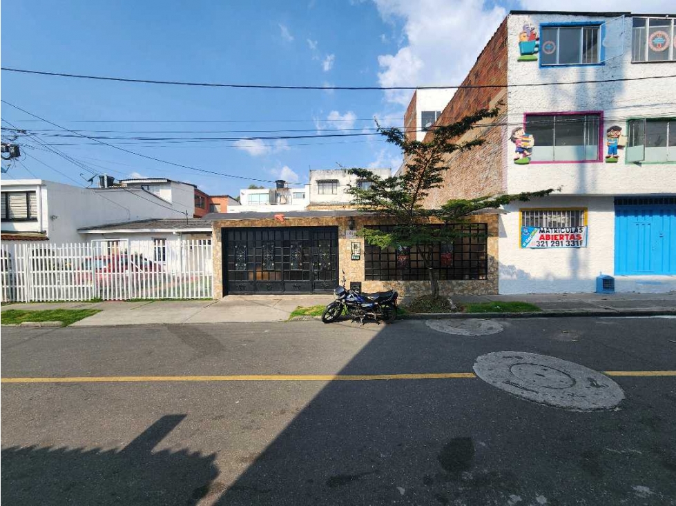 VENDO CASA EN BOGOTA LOCALIDAD DE KENNEDY BARRIO CASTILLA — foto 2