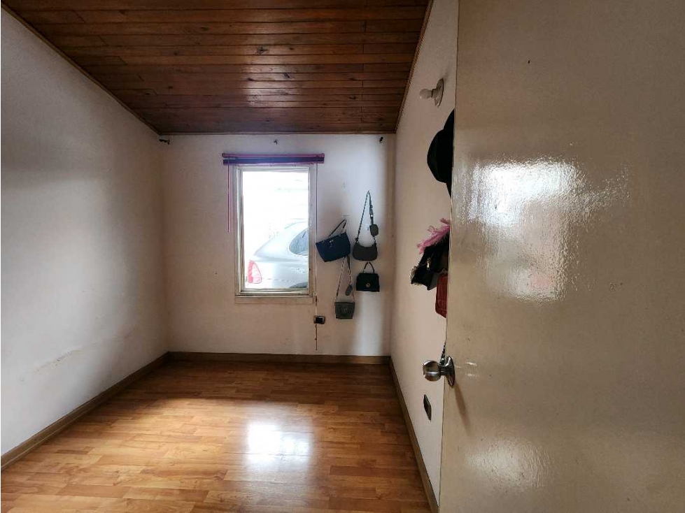 VENDO CASA EN BOGOTA LOCALIDAD DE KENNEDY BARRIO CASTILLA — foto 4