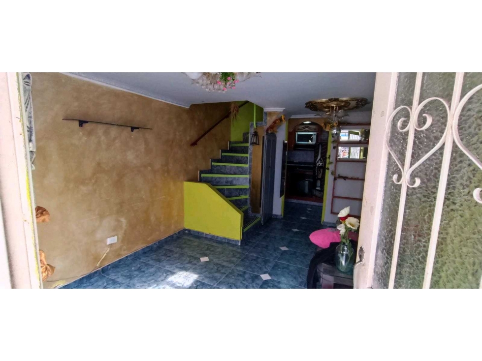 VENDO CASA EN BOGOTA LOCALIDAD KENNEDY BARRIO CASTILLA