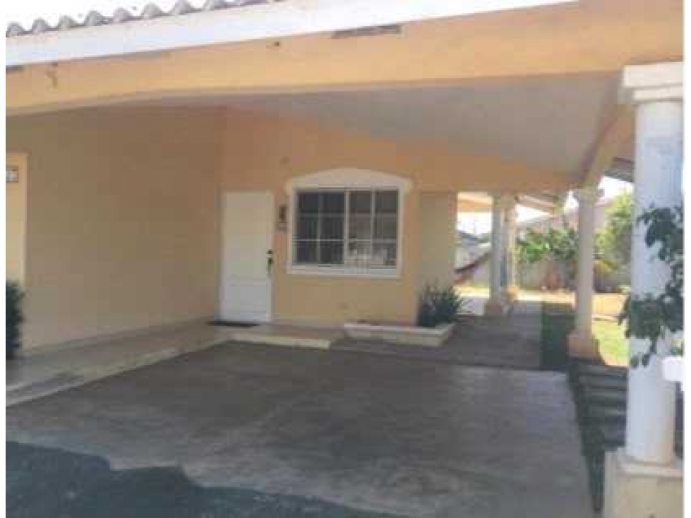 VENDO CASA EN BRISAS DE LOS GUAYACANES EN CHITRE TC — foto 2
