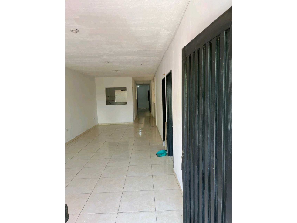 Vendo casa en cali barrio atanasio girardot 3 pisos indep.renta 4.2 m — foto 3