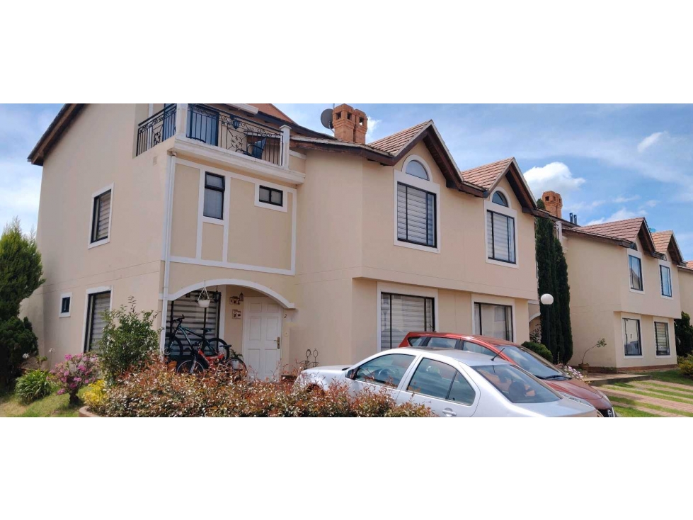 VENDO CASA EN CHIA CONJUNTO CERRADO