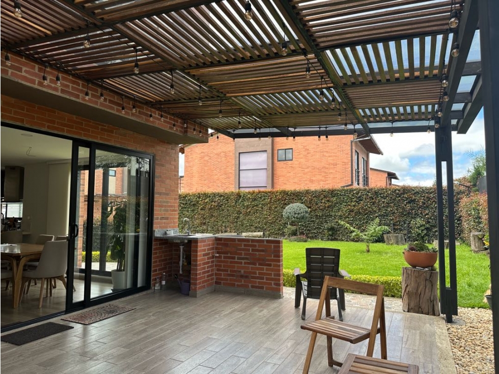 Vendo CASA en Chia/vereda Bojacá.161Ms,lote de 406mtrs-$1.300Mlls-YG