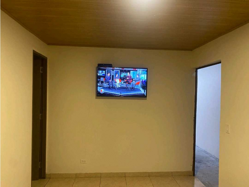 Vendo casa en ciudad de Panamá - Avenida La Pulida. - 2