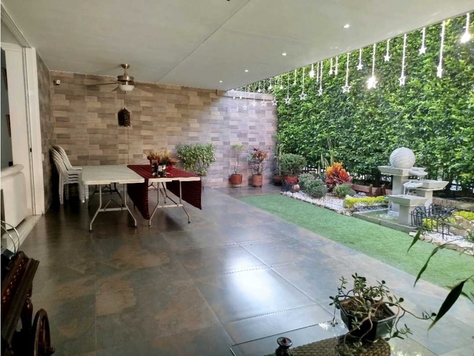 Vendo casa en ciudad jardin