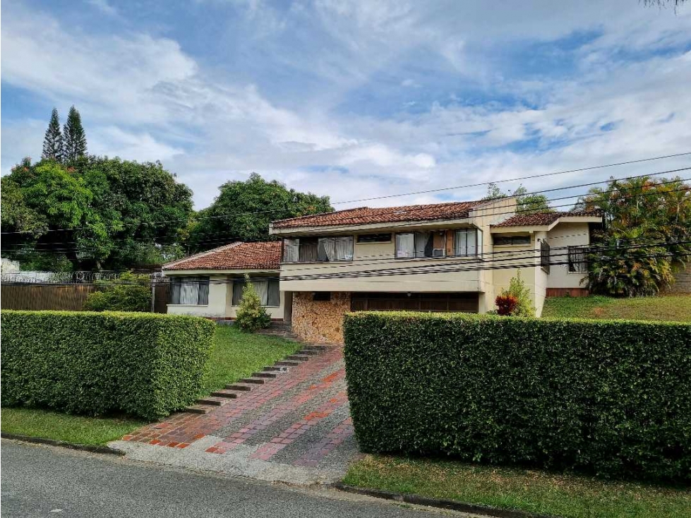 SE VENDE CASA EN CIUDAD JARDIN CALI IC9749005
