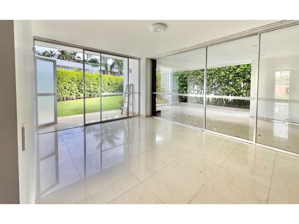 VENDO CASA EN CONDOMINIO EN PANCE, SUR DE CALI