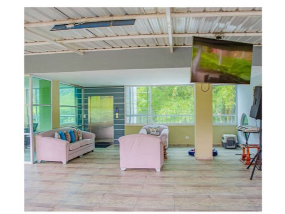 VENDO CASA EN CONDOMINIO LA RESERVA LA VEGA.P - 6