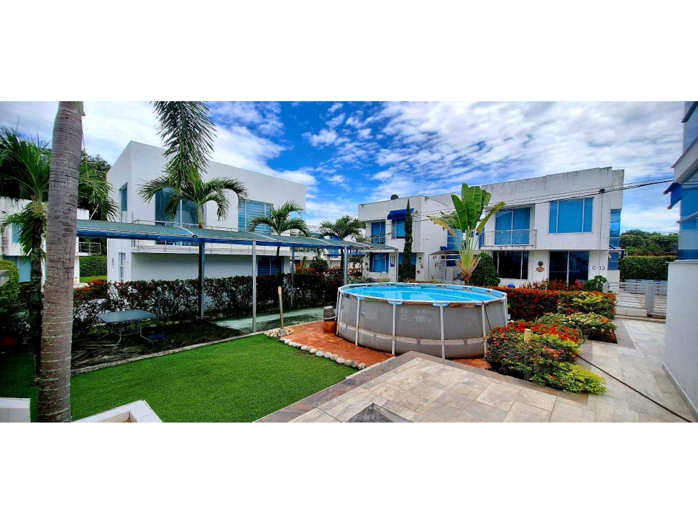 VENDO CASA EN CONJUNTO CERRADO CARMEN DE APICALA $350.000.000 - 2