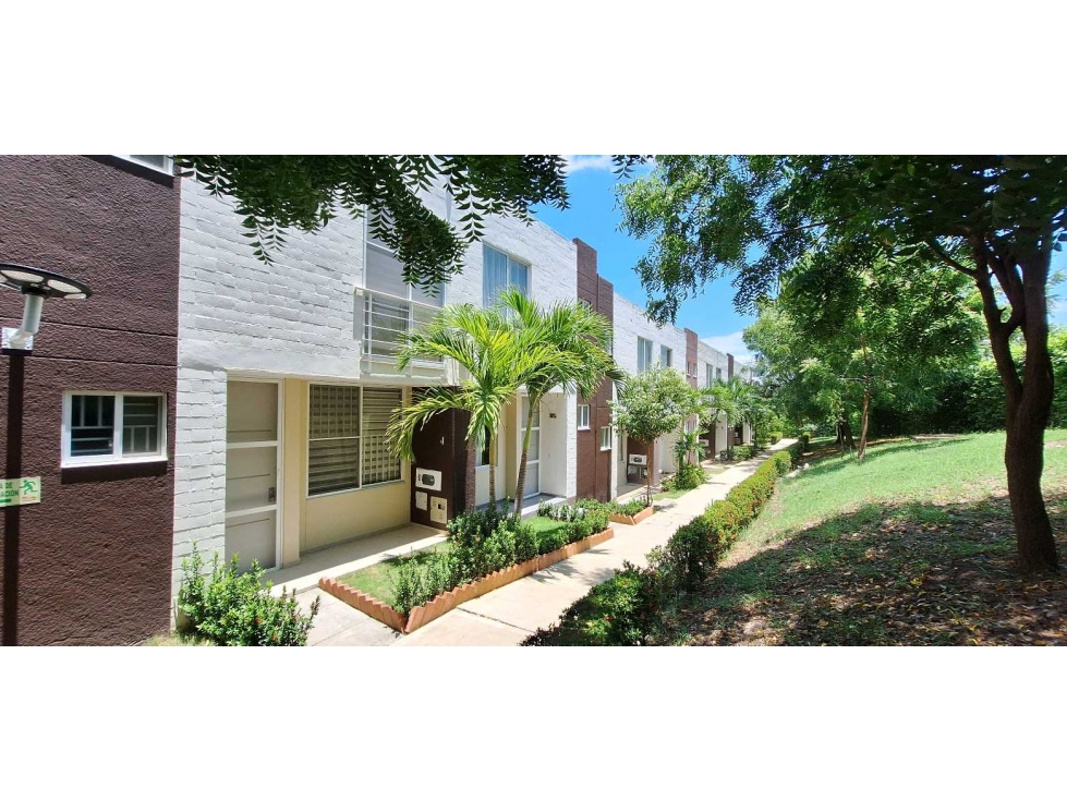 VENDO CASA EN CONJUNTO CON PISICNA RICAURTE — foto 2