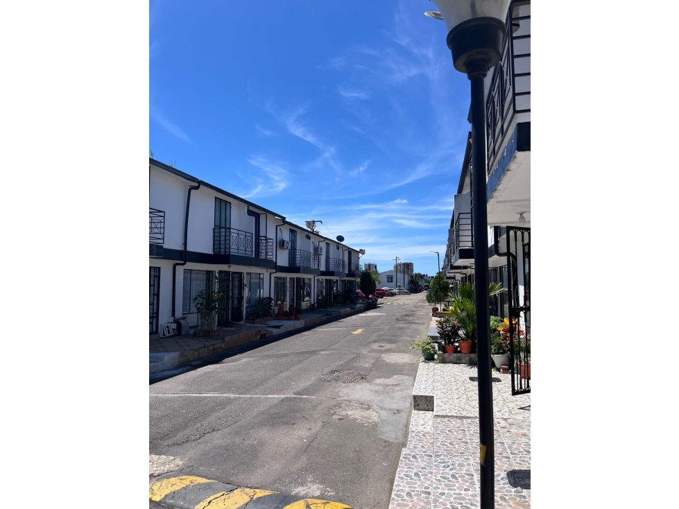 Vendo casa en conjunto Sindamanoy Villavicencio — foto 2