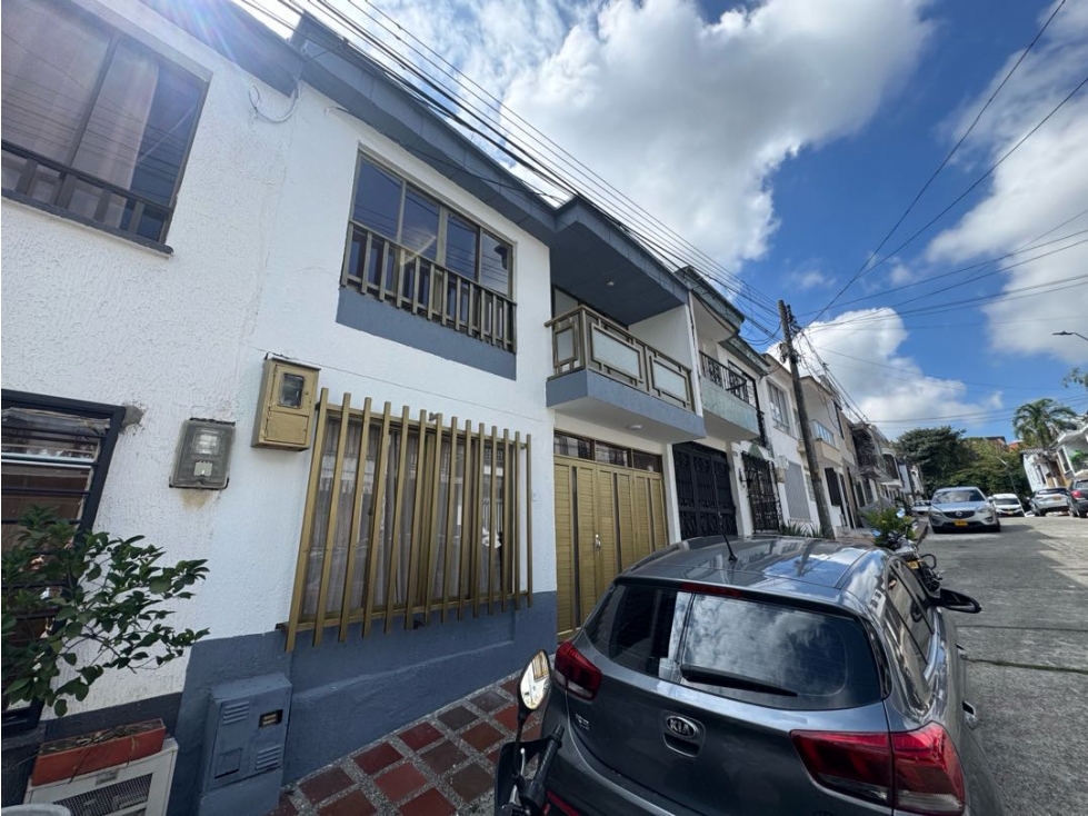 VENDO CASA EN CORALES PEREIRA