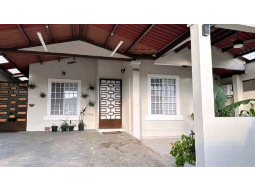 VENDO CASA EN COSTA VERDE ISLA DE MONTELIMAR