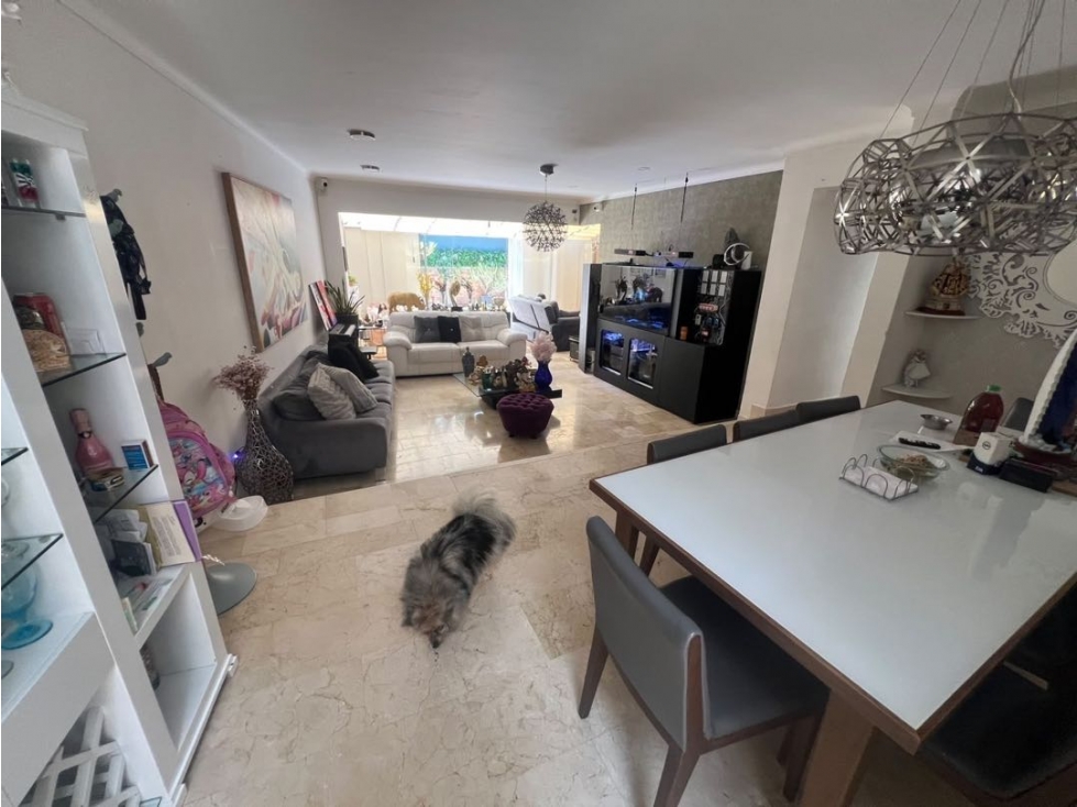 VENDO CASA EN EL POBLADO — foto 3