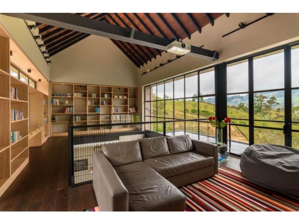 VENDO CASA EN EL ALTO DE LAS PALMAS INDEPENDIENTE — foto 3