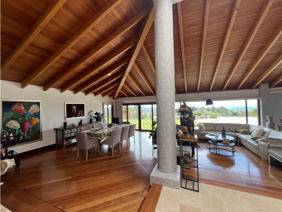 VENDO CASA EN EL ALTO DEL ESCOBERO-ENVIGADO EN PARCELACIÓN CON PISCINA — foto 4