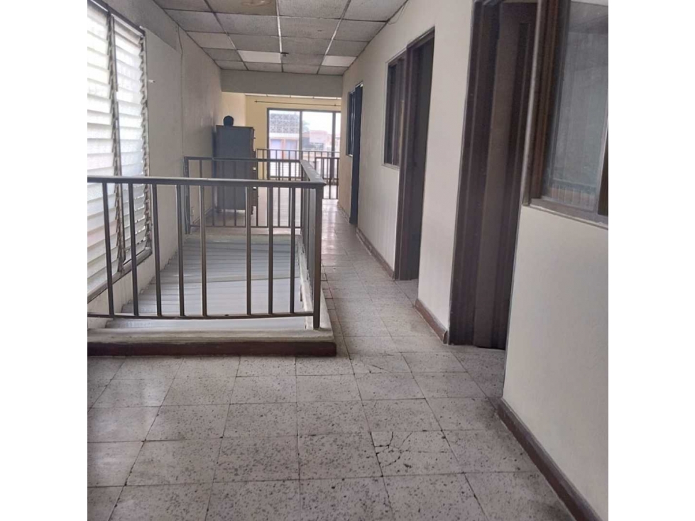 VENDO CASA EN EL BARRIO BENJAMIN HERRERA 3 PISOS CALI — foto 5