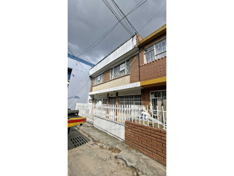 VENDO CASA EN EL BARRIO CASABLANCA DE KENNEDY EN BOGOTA — foto 2