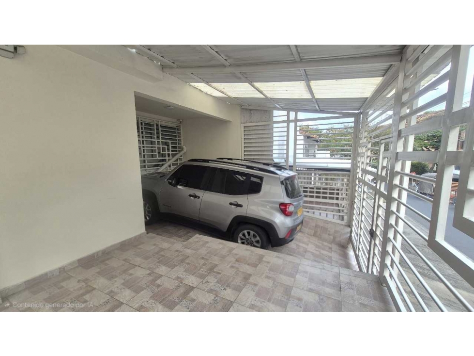 Vendo casa en el norte de cali barrio el bosque 2 pisos
