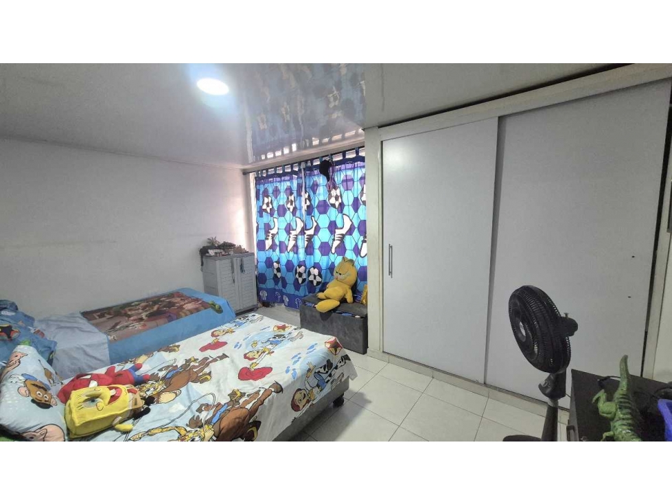 Vendo casa en el norte de cali barrio el bosque 2 pisos — foto 3