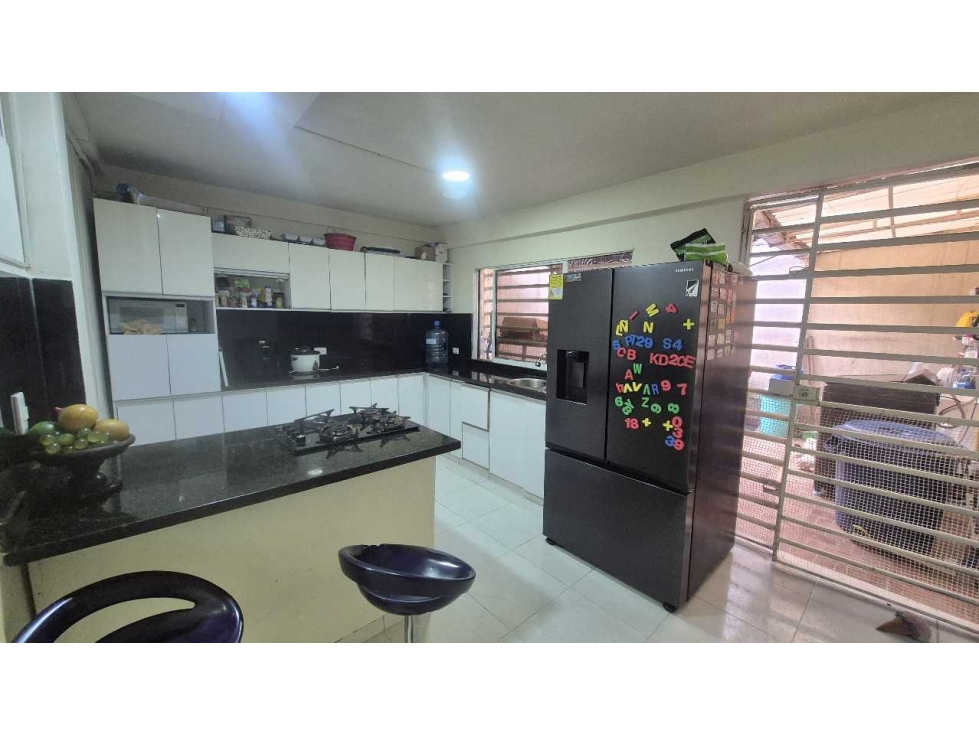 Vendo casa en el norte de cali barrio el bosque 2 pisos — foto 5